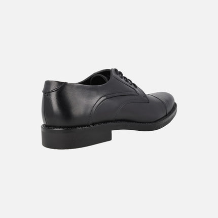 Zapatos de piel para hombre con puntera pespunteada
