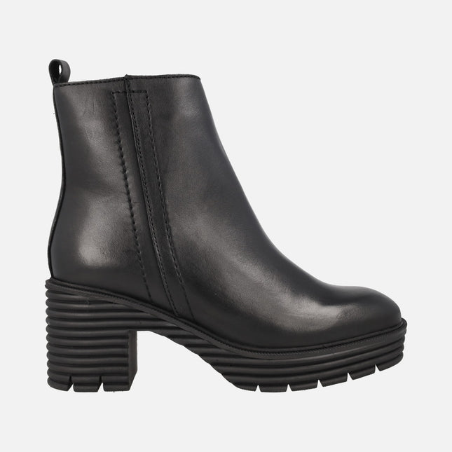 Botines negros de piel Malka con tacón y plataforma
