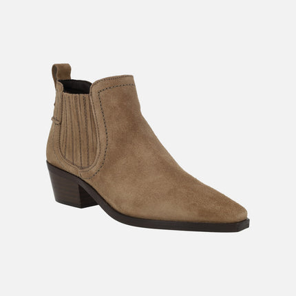 Botines cowboy Loana con elásticos estilo chelsea