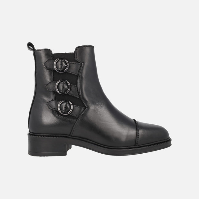 Botines con adorno de tres hebillas Luar