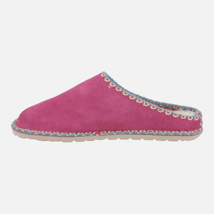 Zapatillas de casa para mujer en piel serraje con pespuntes de colores
