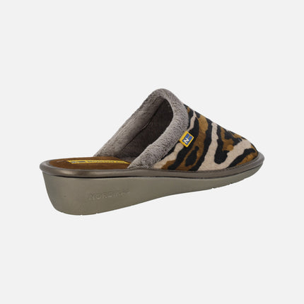 Zapatillas de casa para mujer en animal print Tanzania marrón