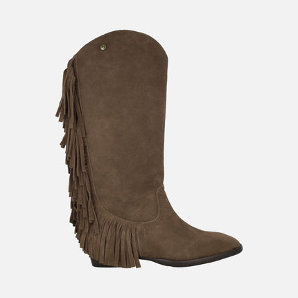 Suede leather boots with fringes detail