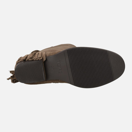 Suede leather boots with fringes detail