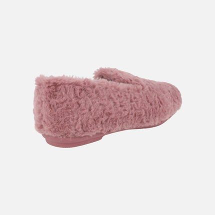 Zapatillas de casa cerradas en pelo rosa para mujer