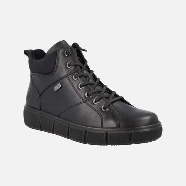 Botines negros de piel con membrana impermeable