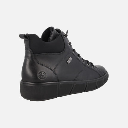 Botines negros de piel con membrana impermeable