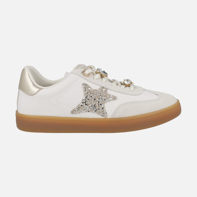 Zapatillas deportivas Nerea en combinado blanco con adornos de pedrería