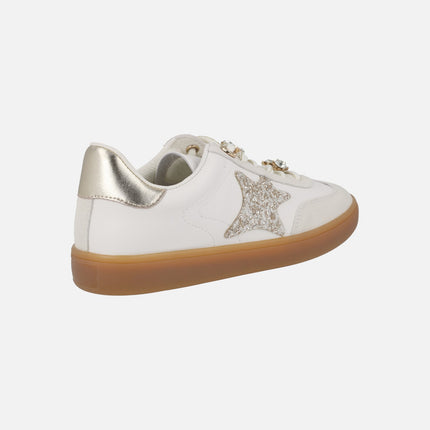 Zapatillas deportivas Nerea en combinado blanco con adornos de pedrería