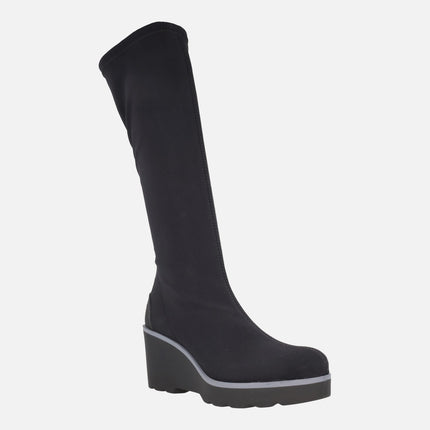 Botas altas de tejido elástico negro con cuña alta