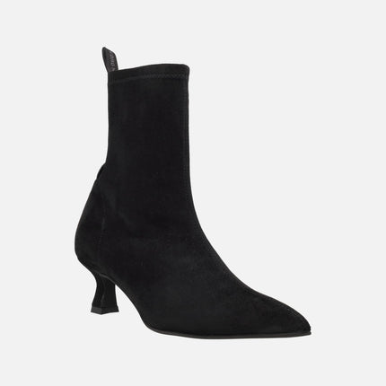 Botines de tacón bajo en tejido elástico negro efecto ante