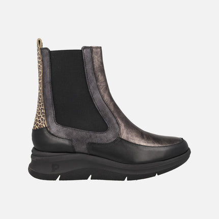Botines de piel en metalizados con trasera de animal print
