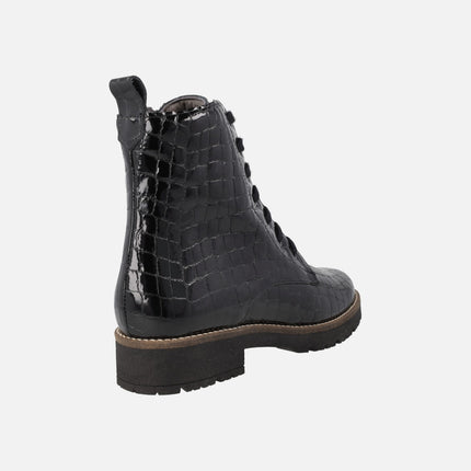 Botines negros en coco charol con cordones y cremallera