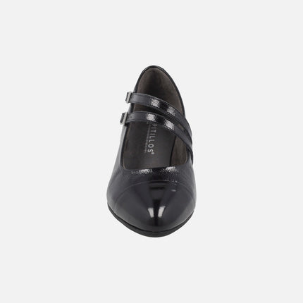 Zapatos de charol corte salón con dos tiras al empeine