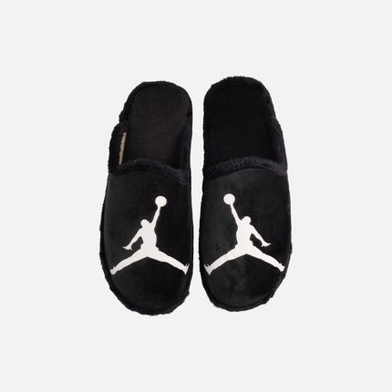 Zapatillas de casa para hombre en tejido negro con logo Jordan