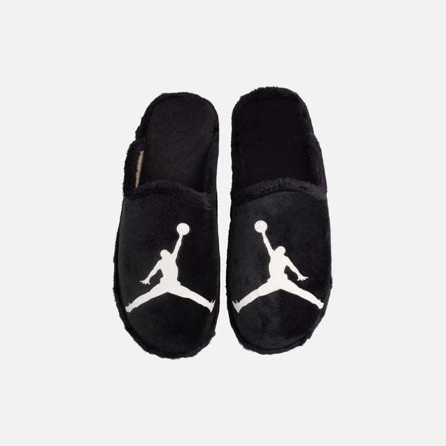 Zapatillas de casa para hombre en tejido negro con logo Jordan