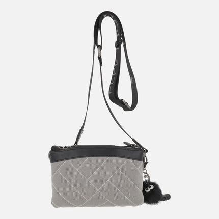 Bolsos bandolera con diseño acolchado y adorno de pompón