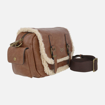 Bolsos bandolera con detalles en borreguillo Pepe Moll