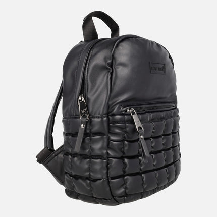 Mochilas negras Pepe moll con acabado acolchado