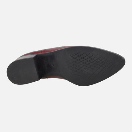 Botines chelsea de tacón medio con tachas