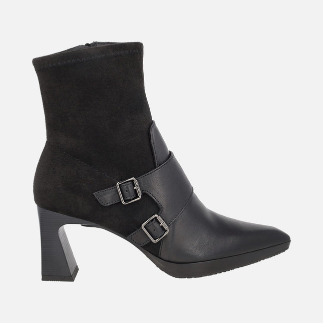 Botines de tacón en combinado de piel y tejido elástico