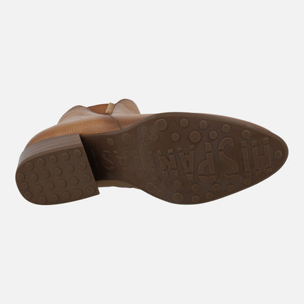 Botines de piel con elásticos y tacón bajo