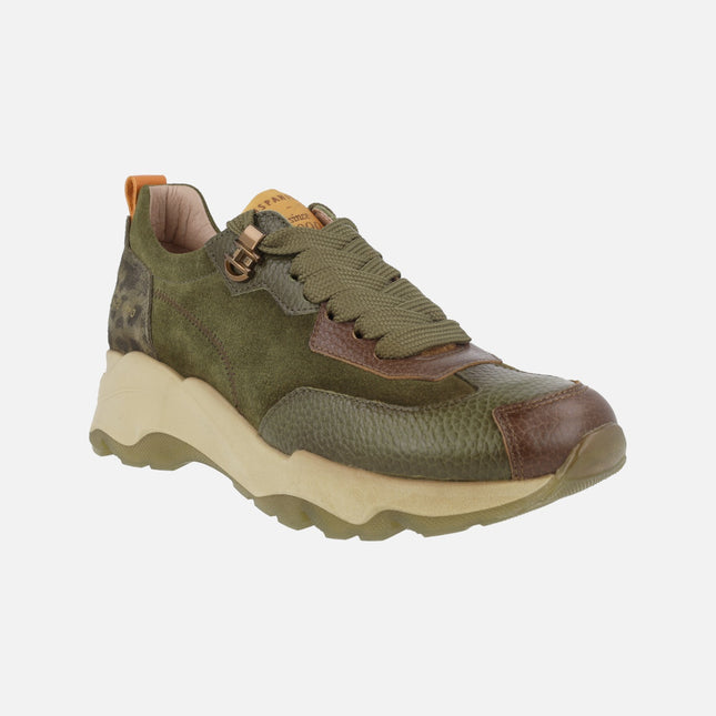 Deportivos Nepal en combinado verde militar con lengüeta de pelo