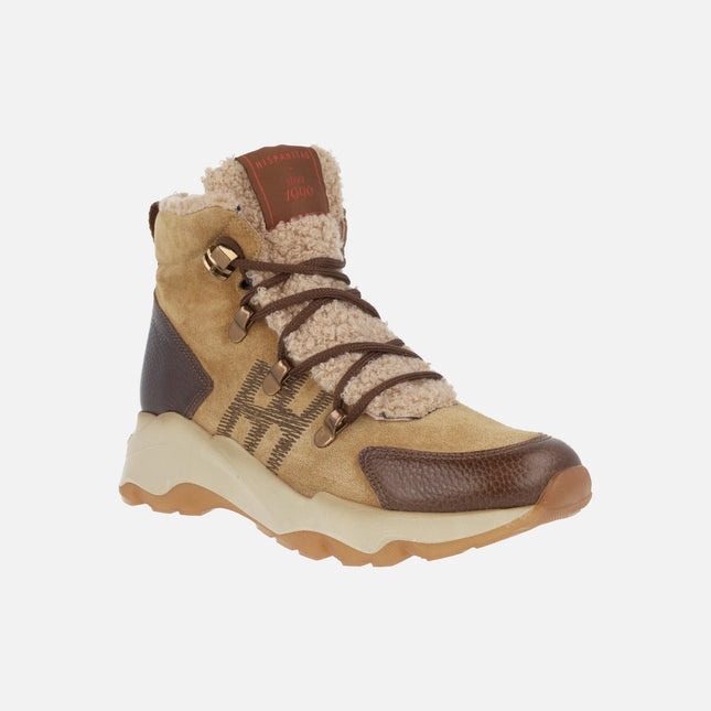Botines Nepal en serraje camel con lengüeta de borreguillo