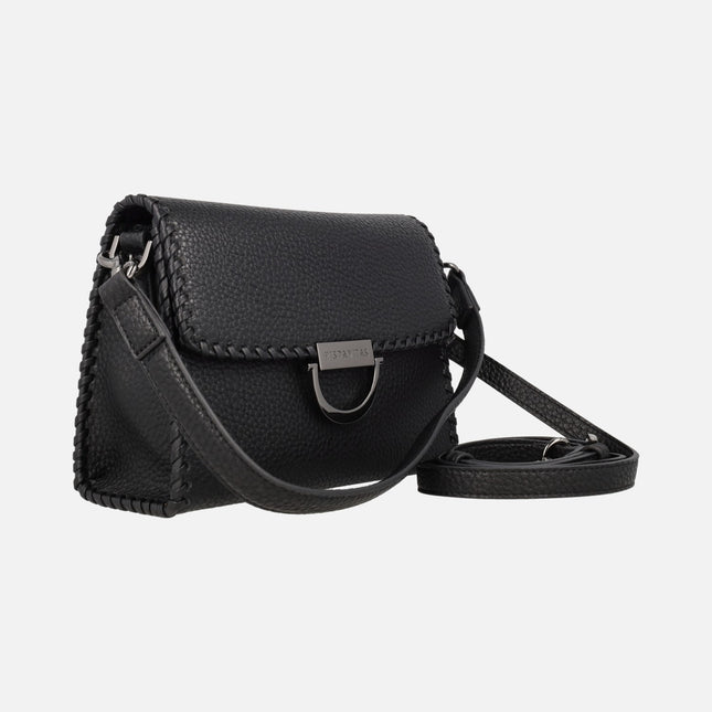 Bolsos para hombro con asa bandolera y tapa con adorno metálico