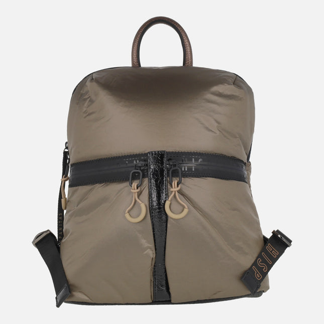 Mochilas en tejido nylon con bolsillos exteriores