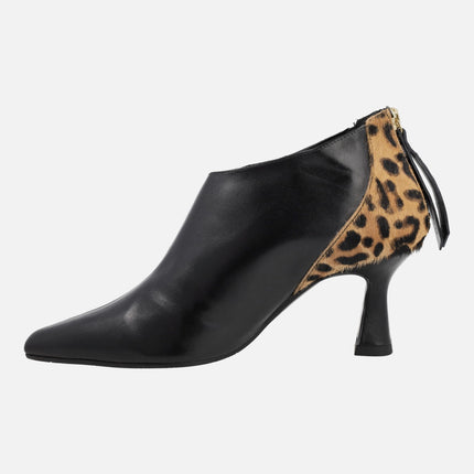 Botines negros de piel con talonera en print leopardo Genial-ino