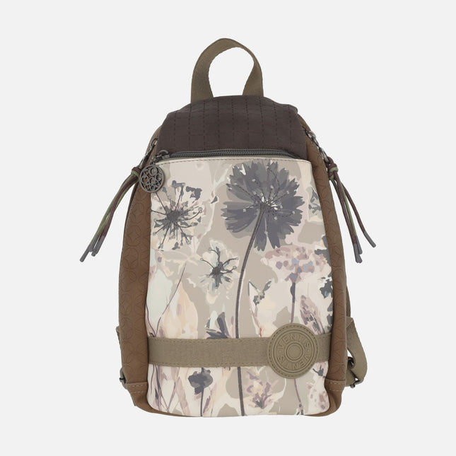 Mochilas con sistema antirrobo Ventis en tonos marrones con flores