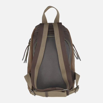 Backpacks with anti-theft system in brown tones with flowers