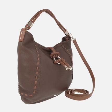 Bolsos para hombro en piel vegana marrón con detalle de pespuntes