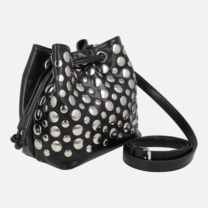 Bolsos bombonera en negro con tachas grandes plateadas