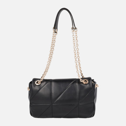 Bolsos bandolera en negro con tapa y cadena