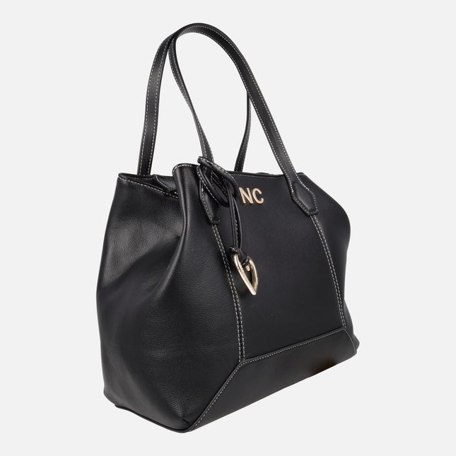 Bolsos en color negro con asas para hombro y adorno corazón
