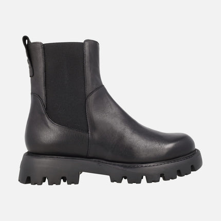 Botines negros de piel inspiración chelsea con piso Extralight