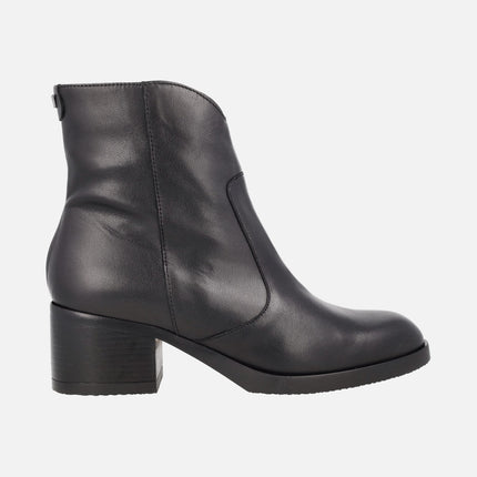 Botines de tacón en piel negra Santafé 53