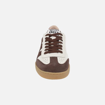 Nubia 01 sneakers in raw combined with chocolate brown