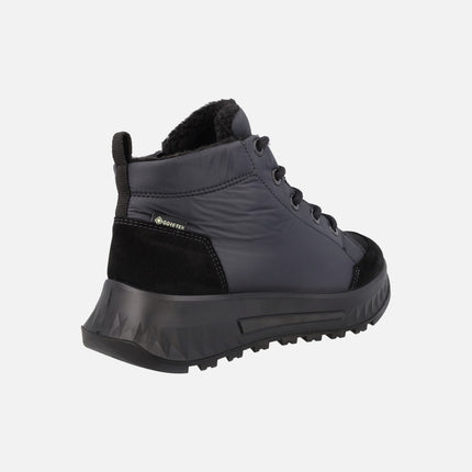 Botines negros en combinado de serraje y tejido con membrana Gore tex