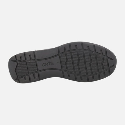 Botines de cordones en piel negra con cremallera y membrana Gore tex