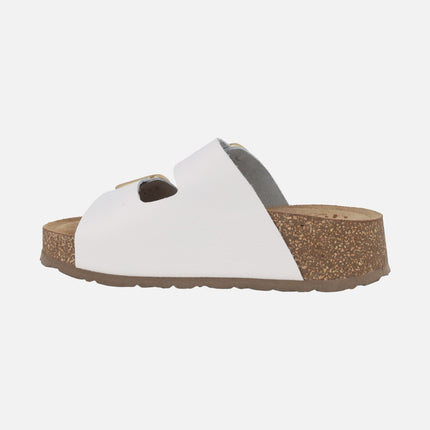 WIWI-003 platform sandals in Opak engraved leather