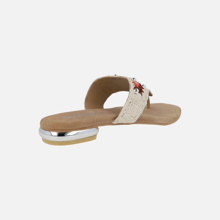 Sandalias Isiolo en tejido crochet con tachas