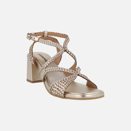 Sandalias trenzadas de piel color oro con tacón Mohoro