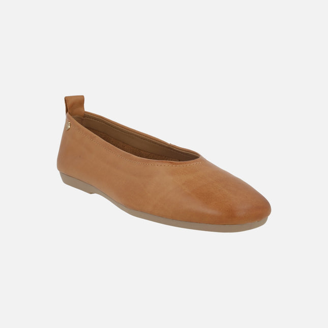 Camel leather flat ballerinas