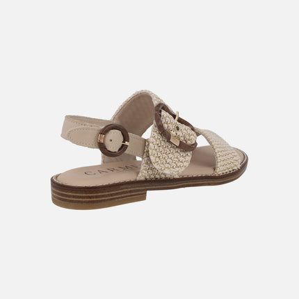 Sandalias planas en combinado de rafia beige