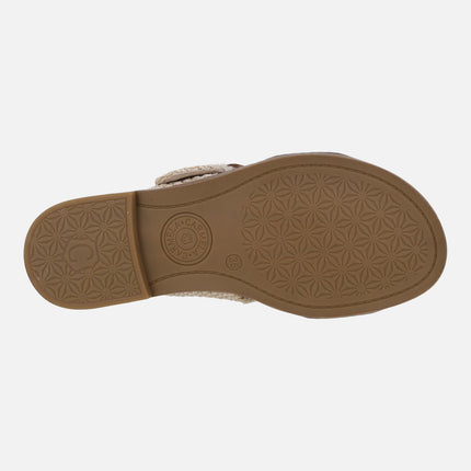 Sandalias planas en combinado de rafia beige