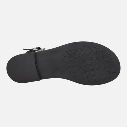 Sandalias romanas en piel negra con tachas y hebillas plateadas