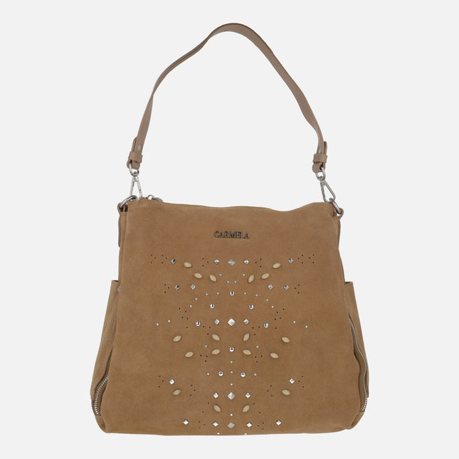 Bolsos multi posición en serraje camel con tachas y pedrería